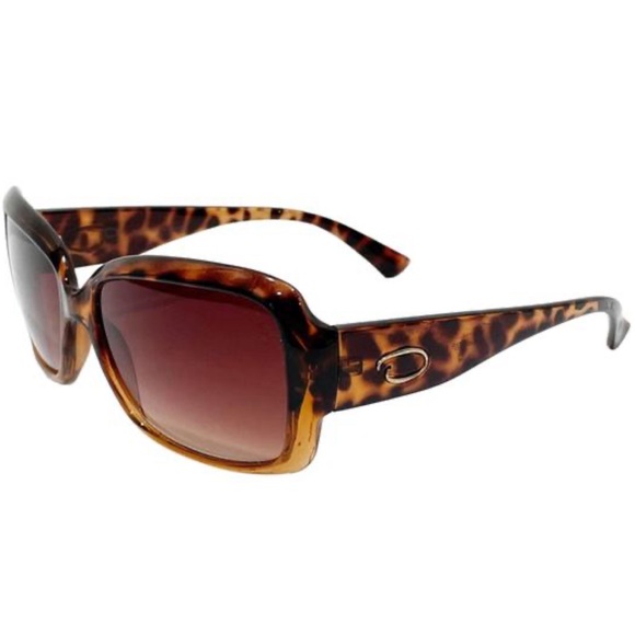 Oscar de la Renta Accessories - O by Oscar de la Renta brown tortoise sunglasses